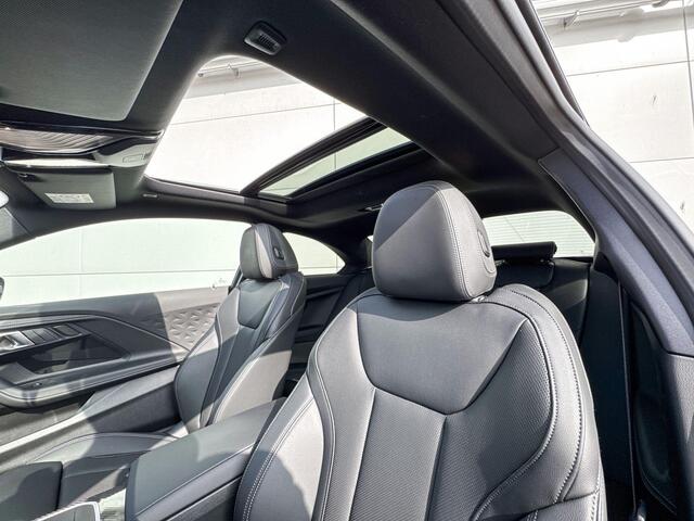 BMW 2-SERIE Coupé 220i