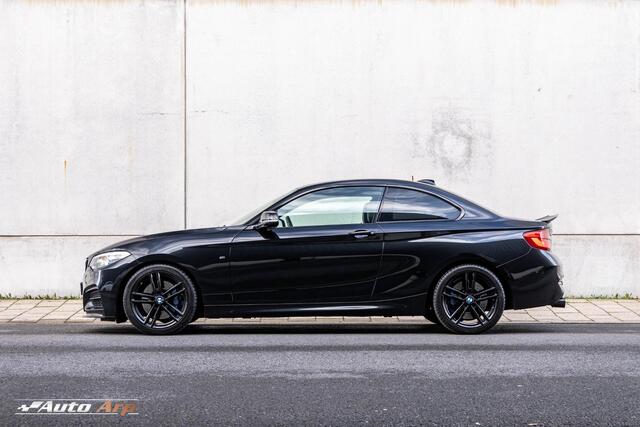 BMW 2-SERIE Coupé M240i High Executive