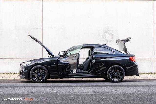 BMW 2-SERIE Coupé M240i High Executive