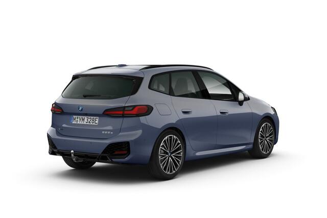 BMW 2-SERIE Active Tourer 225e xDrive | M Sportpakket | Innovation Pack | Travel Pack | Trekhaak