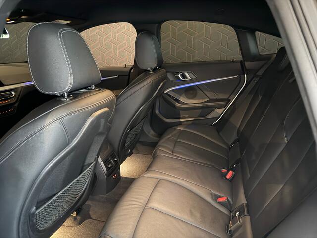 BMW 2-SERIE Gran Coupé 218i High Executive | M-sport | Camera | Leder