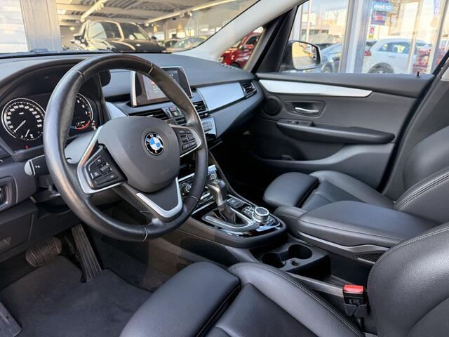BMW 2-SERIE Active Tourer 225xe iPerformance Executive | Leer | Navi | Camera