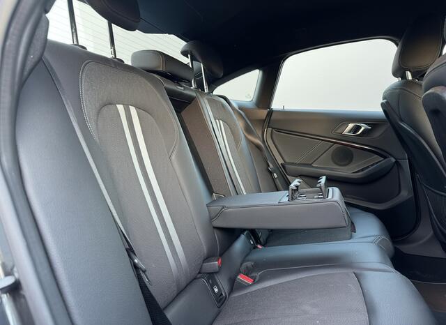 BMW 2-SERIE Gran Coupé 218i Executive Aut 140pk, Navi | Clima