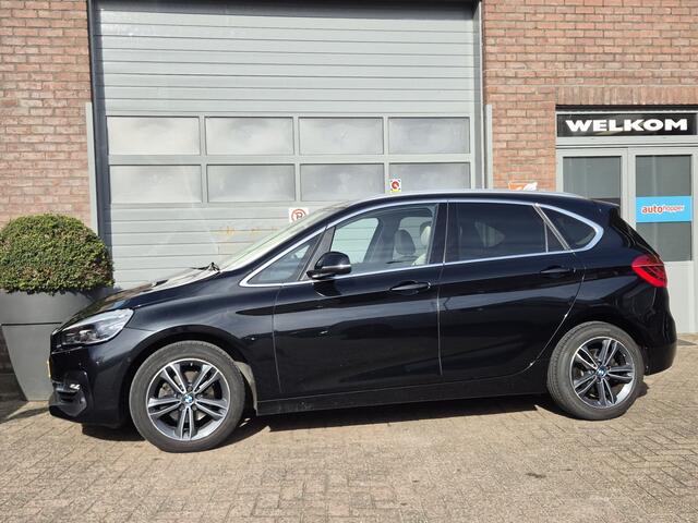 BMW 2-SERIE Active Tourer 218i Corporate High Executive AUTOMAAT. IN ABSOLUTE NIEUW STAAT