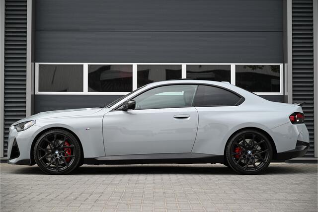 BMW 2-SERIE Coupé 220i M-PERFORMANCE / SCHUIFDAK / M-SEATS / CARBON / MEMORY / CAMERA / 20" / UNIEK