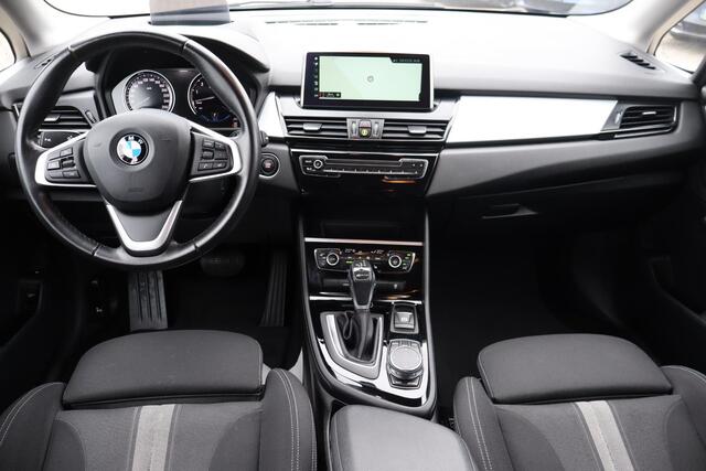 BMW 2-SERIE Active Tourer 225xe iPerformance Executive Navigatie, Head up display, Climate control, Stoelverwarming, Cruise control
