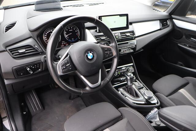BMW 2-SERIE Active Tourer 225xe iPerformance Executive Navigatie, Head up display, Climate control, Stoelverwarming, Cruise control
