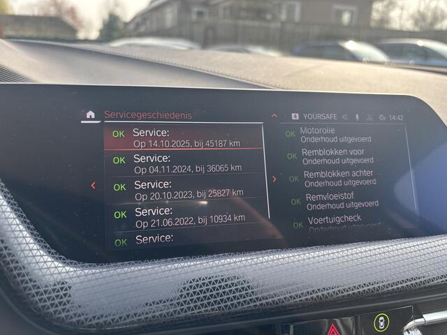 BMW 2-SERIE Gran Coupé 218i Automaat High Executive Full LED / Carplay / All-Seasons