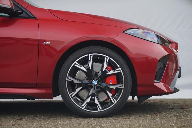 BMW 2-SERIE Gran Coupé 220 M Sportpakket Pro 19'' / Panoramadak / Comfort Access / Driving Assistant | Ekris Selection