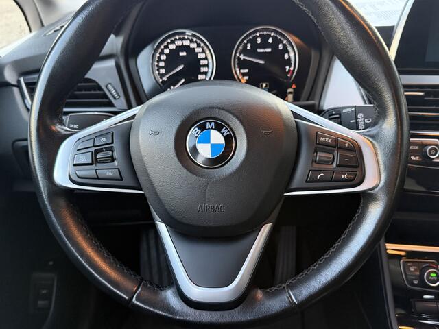 BMW 2-SERIE Active Tourer 225xe iPerformance Executive Trekhaak ? Clima ? Navigatie ?