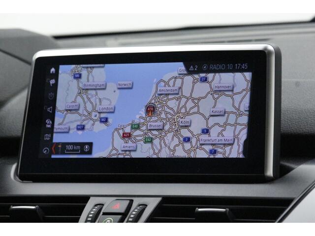 BMW 2-SERIE Active Tourer 225xeExecutive | Head-Up | 2 jaar garantie | Plugin Hybride | Stoelverwarming | LED