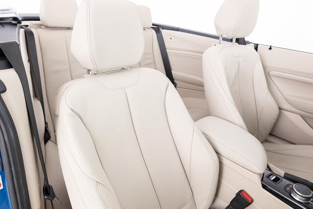 BMW 2-SERIE 230 i Cabriolet High Executive Automaat | LEDER | LED *GOEDE VRIJDAG + 2e PAASDAG OPEN!*