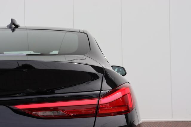 BMW 2-SERIE Gran Coupé 218i High Executive Edition Luxury Line / Sportstoelen / Harman Kardon /