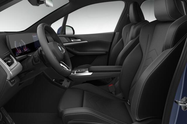 BMW 2-SERIE Active Tourer 225e xDrive | M Sportpakket | Premium Pack | Comfort Pack | Travel Pack | Trekhaak