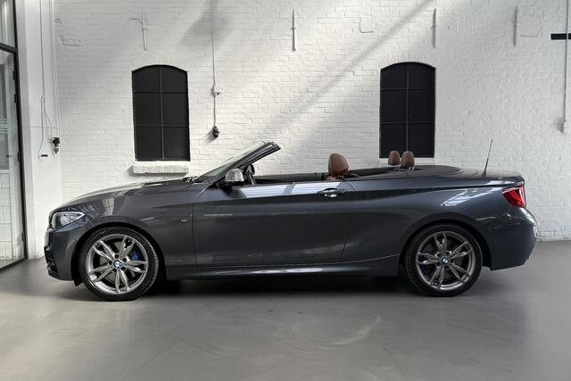 BMW 2-SERIE Cabrio M240i High Executive Stoelverw. - Groot Navi - Sportstoelen - Harman Kardon