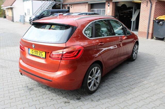 BMW 2-SERIE Active Tourer 218i 140PK Executive Edition - headsup Camera