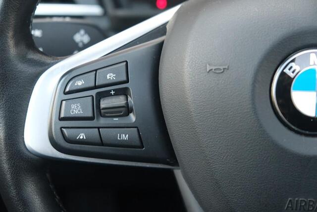 BMW 2-SERIE Active Tourer 225xe iPerformance High Executive | SOH 87% | Navi | App Connect | Panoramadak | Keyless | Harman Kardon | Elektrische Achterklep | Camera