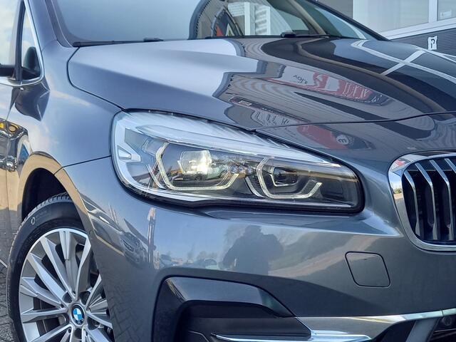 BMW 2-SERIE Active Tourer 225xe iPerformance High Executive PANO - HEAD UP - LEER + VERWARM - KEYLESS -