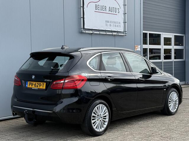 BMW 2-SERIE Active Tourer 216d Corporate Lease Executive Automaat/Trekhaak/Leer.
