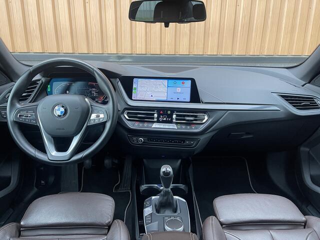 BMW 2-SERIE Gran Coupé 218i Business Edition Plus | BTW | Apple Carplay | DAB+ | Leder | Navigatie | Parkeersensoren | Stoelverwarming |