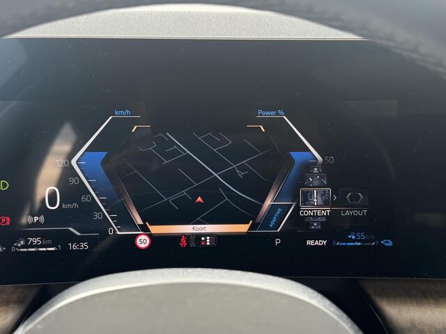 BMW 2-SERIE Active Tourer 225e xDrive NL-AUTO | TREKHAAK | PANODAK