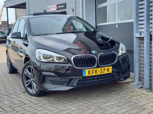 BMW 2-SERIE Active Tourer 225xe iPerformance High Executive - PANO - HEAD-UP - HARMAN KARDON - OPEN DAK -