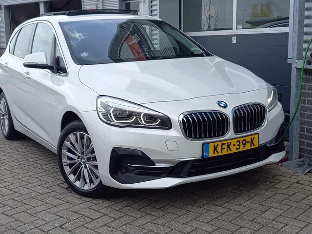 BMW 2-SERIE Active Tourer 225xe iPerformance High Executive - PANO - HEAD-UP - LEER - HARMAN KARDON -