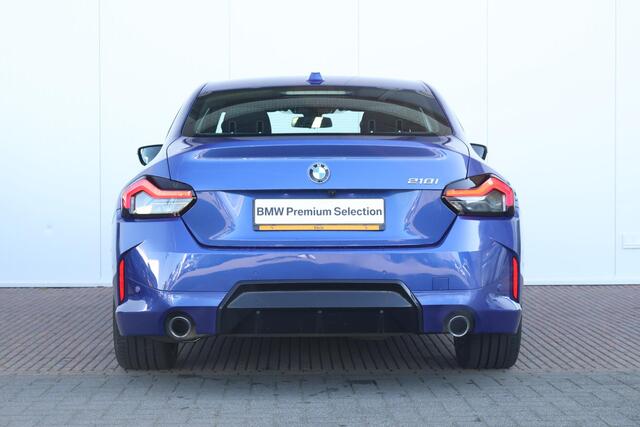 BMW 2-SERIE Coupé 218i M Sportpakket/ 19 inch LM/ Stoelverwarming/ BMW Live Cockpit Plus/ Cruise Control/ Navigatie