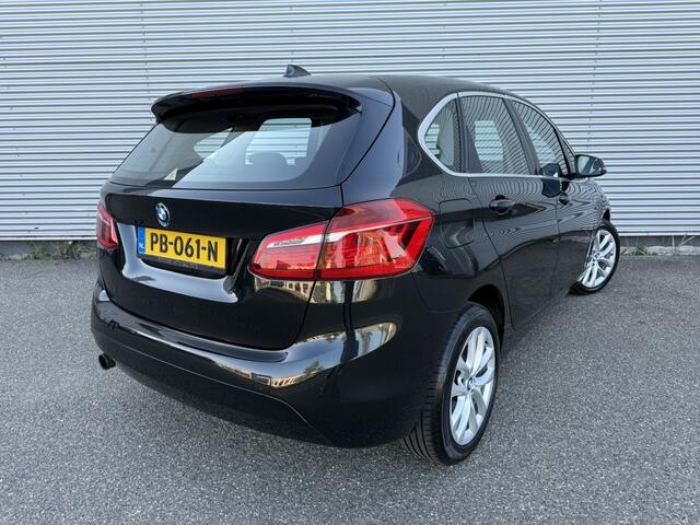 BMW 2-SERIE Active Tourer 216i NAP 1e eigenaar 17" lichtmetaal origineel Nederlands!
