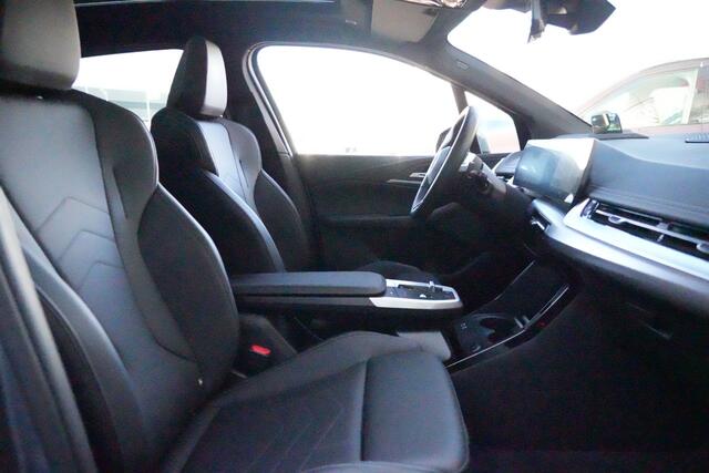 BMW 2-SERIE Active Tourer 225e xDrive M Sport 245pk Panoramadak/Navigatie/360Camera
