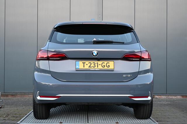 BMW 2-SERIE Active Tourer 218i leer