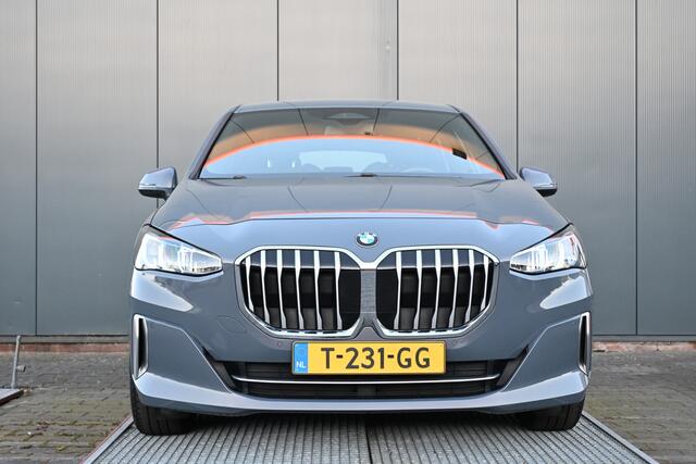 BMW 2-SERIE Active Tourer 218i leer