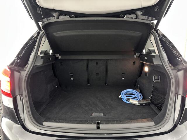 BMW 2-SERIE Active Tourer 225xe iPerformance Saphir Edition {SOH-84%} Aut. *LEATHER | HEAD-UP | FULL-LED | HEATED-SPORTSEATS | CAMERA | NAVI-FULLMAP | PRIVACY-GLASS | ECC | PDC | 17''ALU*
