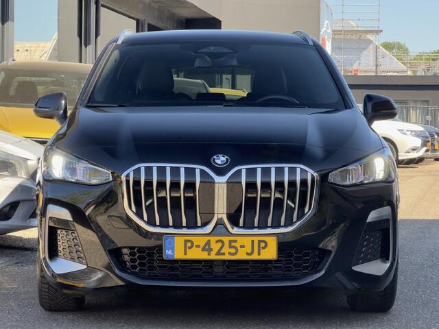 BMW 2-SERIE Active Tourer 218i AUT7 M-SPORT LEDER NAVI CAMERA DIGI-DASH APPLE-CARPLAY LED LMV PDC