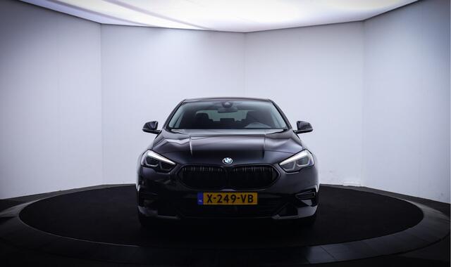 BMW 2-SERIE Gran Coupé 220iA SPORTLINE FULL LED | CARPLAY | STOELVERW | NAVI | DAB | CLIMA | CRUISE | SPORTSTOELEN | LMV