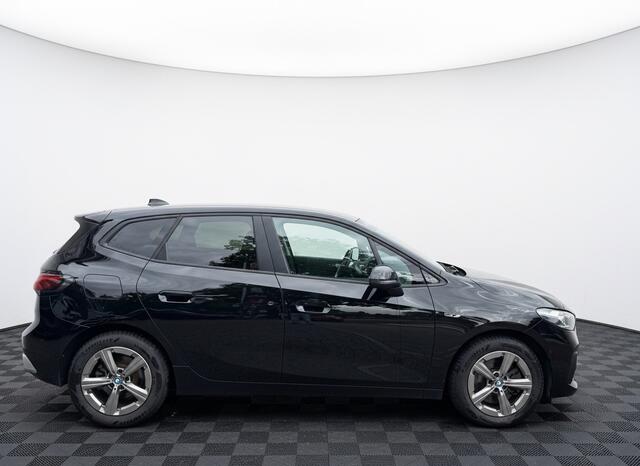 BMW 2-SERIE Active Tourer 230e xDrive PHEV aut., Camera | H&K | Trekhaak