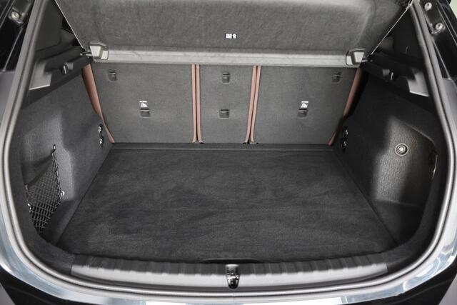 BMW 2-SERIE Active Tourer 218iA M-SPORT INNOVATION PANO | HARMAN KARDON | MEMORY | HEAD UP | STUUR+STOELVERW | 360 CAM | MASSAGE | ELEK TREKHAAK | LMV