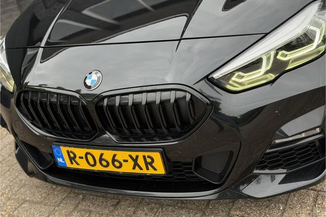 BMW 2-SERIE 218i Gran Coupé M-Sport | Head-Up | 19" | Stoelverwarming | LED | DAB