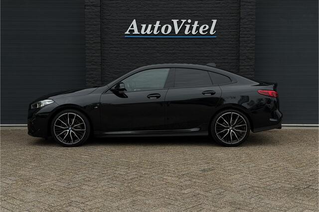 BMW 2-SERIE 218i Gran Coupé M-Sport | Head-Up | 19" | Stoelverwarming | LED | DAB