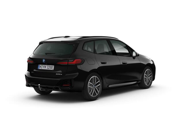 BMW 2-SERIE Active Tourer 225e xDrive | M Sportpakket | Premium Pack | Travel Pack | Trekhaak