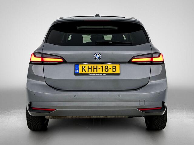 BMW 2-SERIE Active Tourer Plug-In Hybrid 225e xDrive PANORAMADAK | MEM. STOEL | 360° CAMERA | HEAD-UP