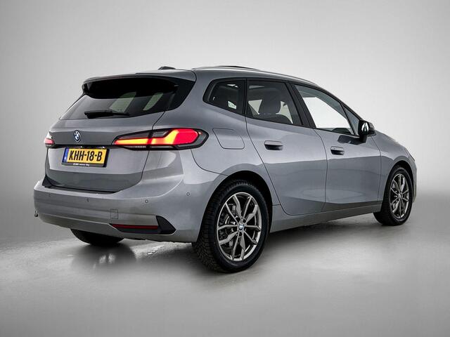 BMW 2-SERIE Active Tourer Plug-In Hybrid 225e xDrive PANORAMADAK | MEM. STOEL | 360° CAMERA | HEAD-UP