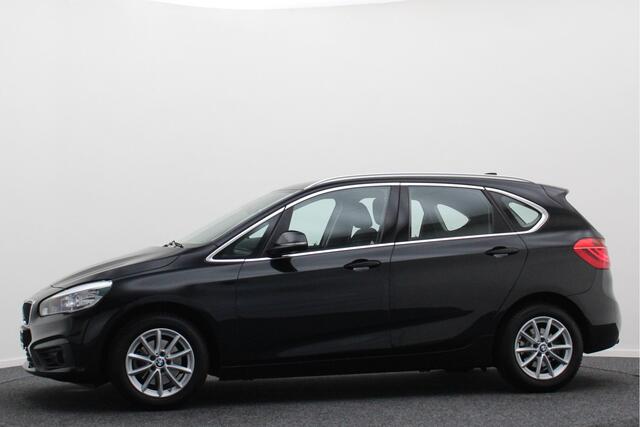 BMW 2-SERIE Active Tourer 218i Executive Automaat Climate, Cruise, Navigatie, Bluetooth, LED, PDC, Elektrische Pakket, 16''