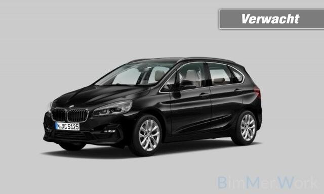 BMW 2-SERIE 220i 192pk High Exe,Leer,Sportstoel,HeadUp,Trekhk afn,NaviPro,Camera,Stoelverw,Cruise