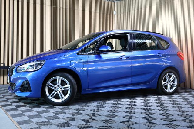 BMW 2-SERIE Active Tourer 225xe M SPORT iPerform M Edit PLUGIN AUTOM PANO NAVI "20