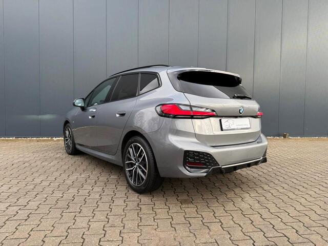 BMW 2-SERIE Active Tourer 218i M-Sport / Leer / Head up / H&K / 360
