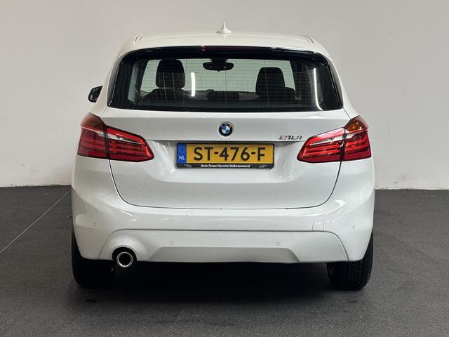 BMW 2-SERIE Active Tourer 218i Corporate Lease Executive Navigatie Airco Cruise Control Lichtmetalenvelgen Parkeersensoren