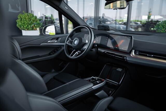 BMW 2-SERIE Active Tourer 225e xDrive - M Sport | Panorama | 360 Camera | Stoelverwarming