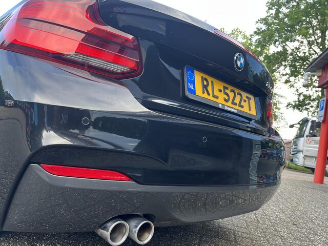 BMW 2-SERIE Cabrio 220i M-Sport High Executive 1e Eign.