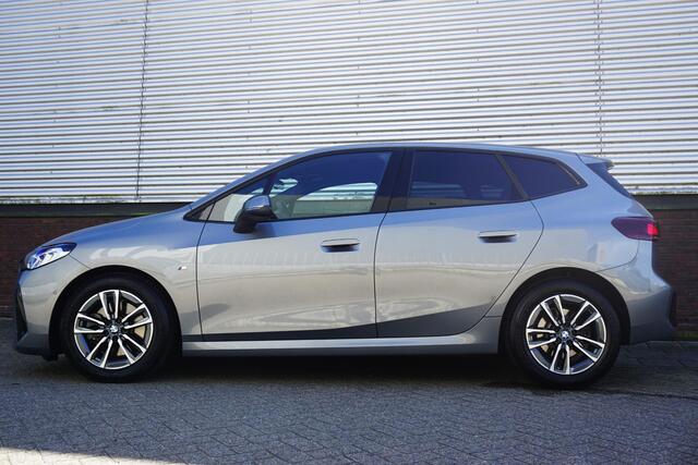 BMW 2-SERIE Active Tourer 223i 218PK M-Sport/Driving Assistent Plus/Leer 1 Jaar Garantie.